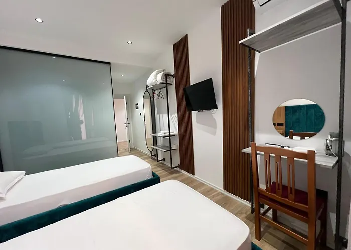 Hotel Apollonia Fier